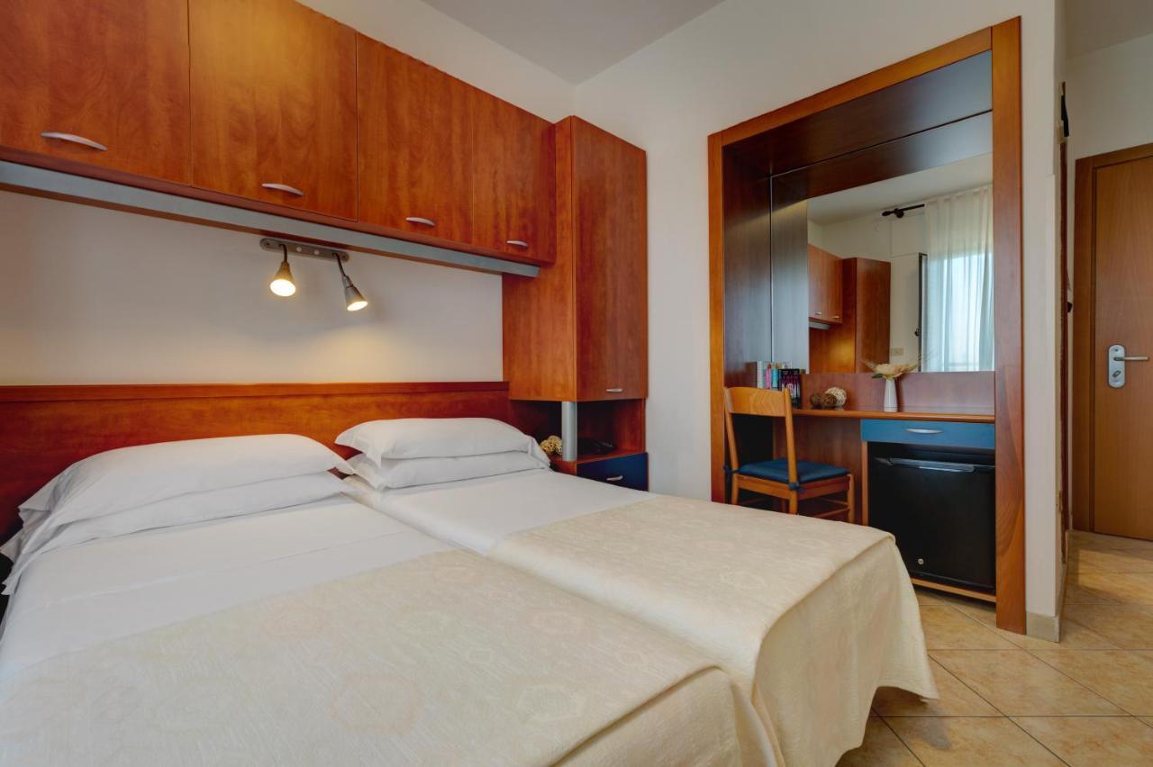 Hotel Frank Lido di Jesolo Exteriér fotografie